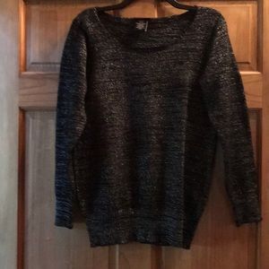 XL Black top with silver threading